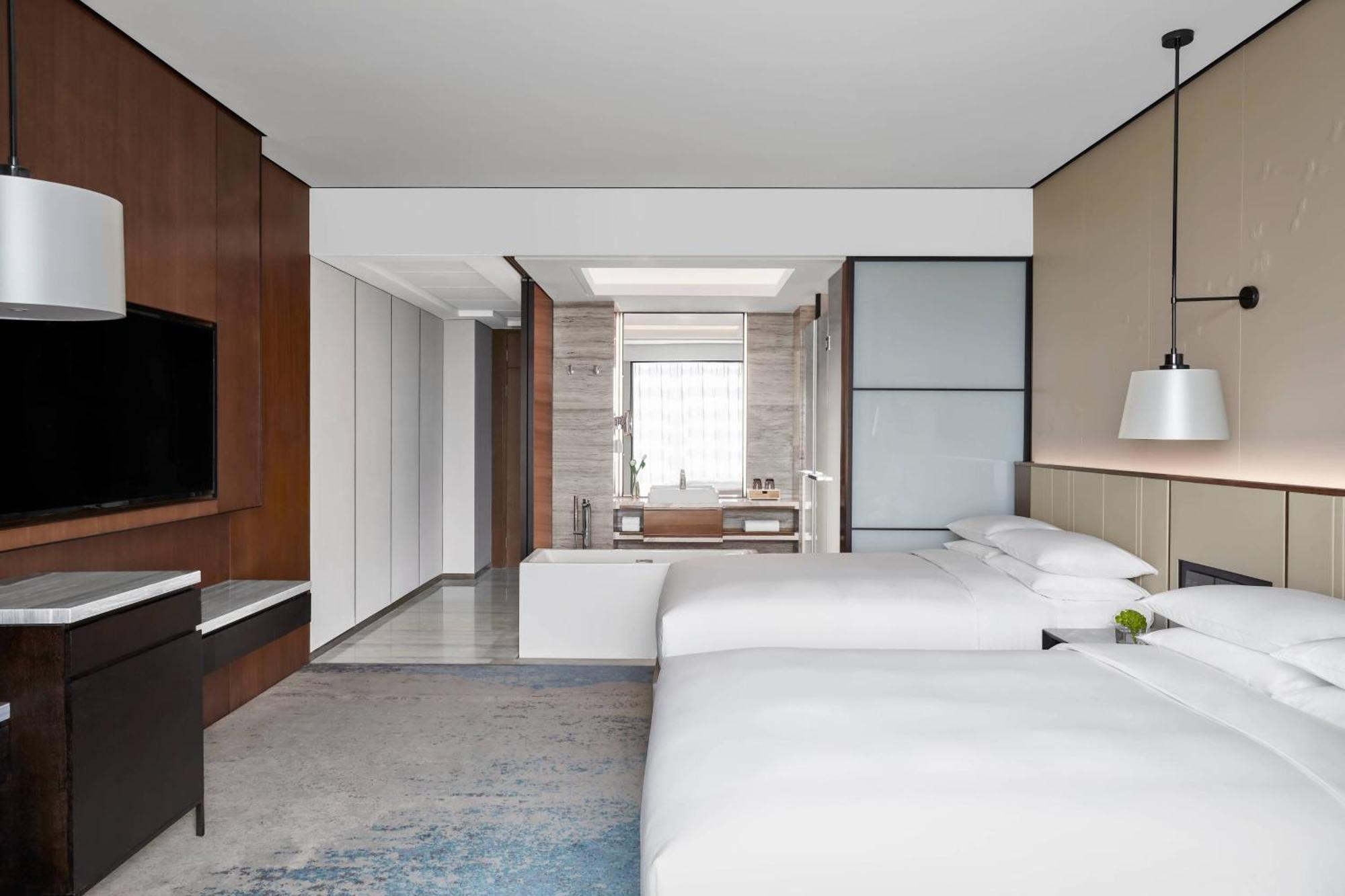 Shanghai Marriott Hotel Pudong South Nanhui Exterior photo
